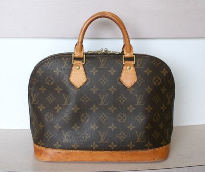 LOUIS VUITTON ALMA monogram