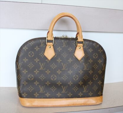 LOUIS VUITTON ALMA monogram
